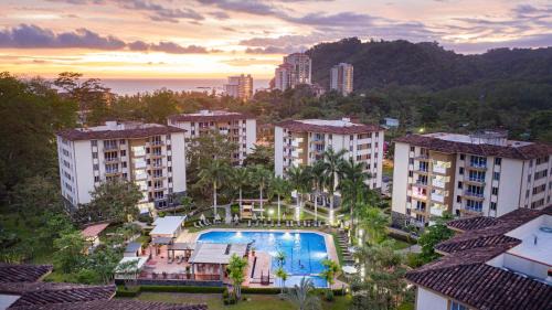Barrio Santa Lucia House | Costa Linda Condominium 103