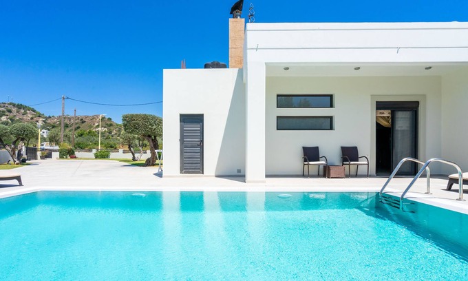 Kalithies House | Costa Mari private pool Villa