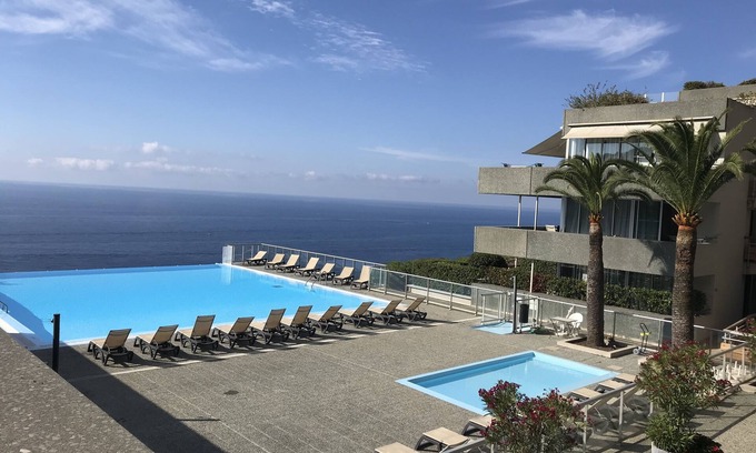 Cap d'Ail Apartment | Costa Plana Collection