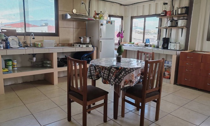 Hatillo Apartment | Costa Rica Eco-container Hotel