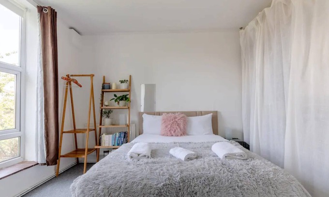 Stockwell Apartment | Cosy 1 Bedroom Apartment in Stockwell - Zone 2
