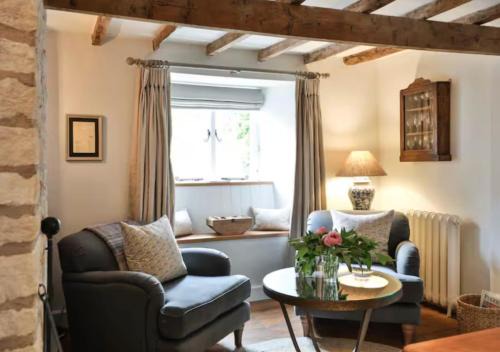 Hook Norton Apartment | Cosy 1-Bedroom Cottage Retreat in Oxfordshire!