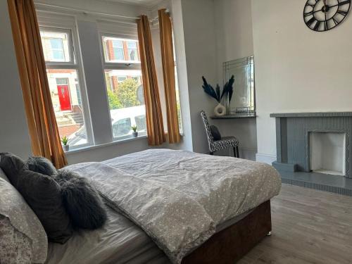 Newport Apartment | Cosy 2 Bedrooms flat in Newport - F2