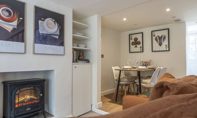 Kingham Cottage | Cosy 2BD Cottage in Oxfordshire - Near Daylesford