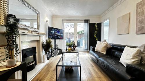 Acocks Green House | Cosy 3 bed Home near NEC & BHX
