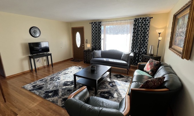 Rosedale House | Cosy 3 bedroom house with awesome morning view