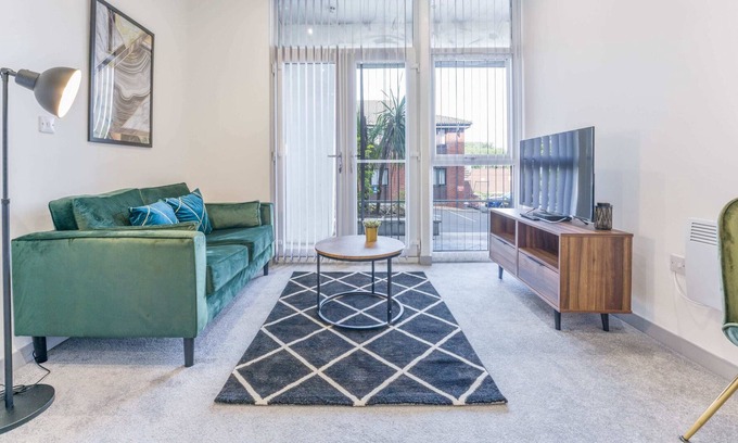 Brierley Hill Apartment | Cosy and Bright 1 Bedroom Apartment, Dudley