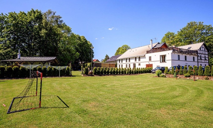 Arnoltice Apartment | Cosy apartment for 4 guests with WIFI, TV and terrace