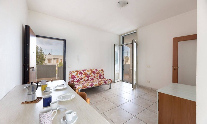 Rivabella Apartment | Cosy apartment for 6 people with A/C, TV, balcony, pets allowed and panoramic view
