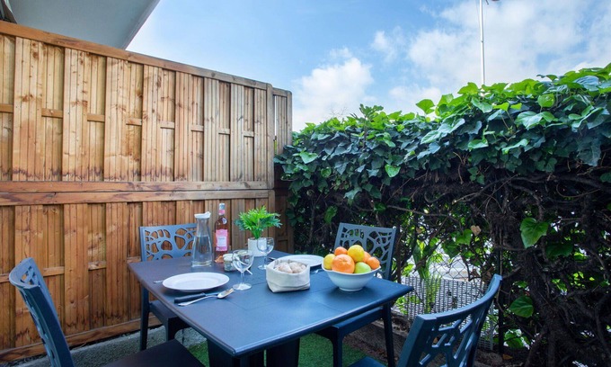 Cros-de-Cagnes Apartment | Cosy apartment for 2 guests with WIFI, A/C, TV and terrace