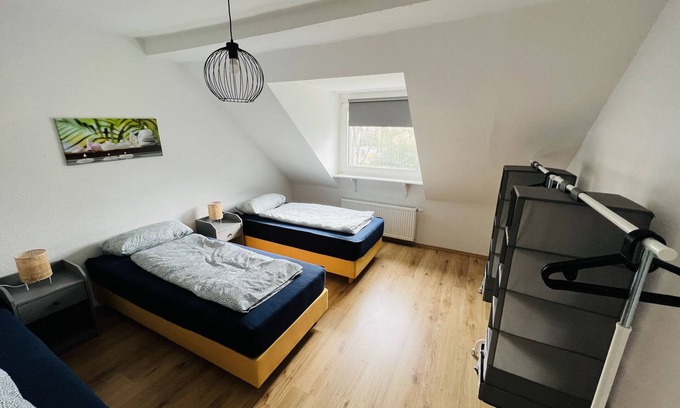 Barendorf Apartment | Cosy Apartment I 6 Beds I 3 Sleeping Room I Fast Wifi I