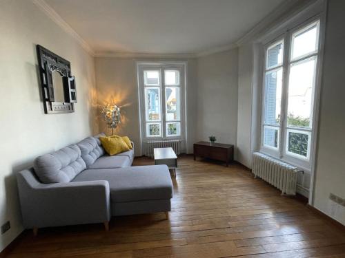 Suresnes Apartment | Cosy apartment in Paris area