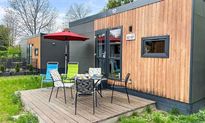 Wemding House | Cosy apartment in villa for 4 people with A/C, WIFI, TV, terrace and parking