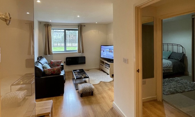 Park Royal Apartment | Cosy apartment in West London