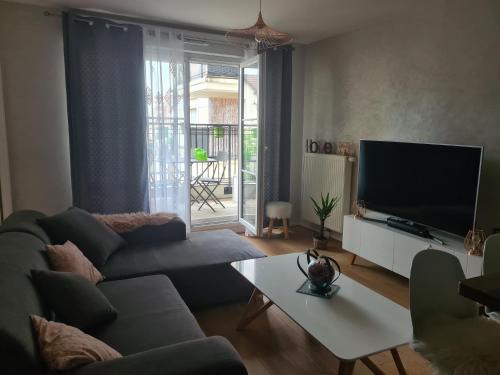 Le Blanc-Mesnil Apartment | Cosy appartement proche Paris
