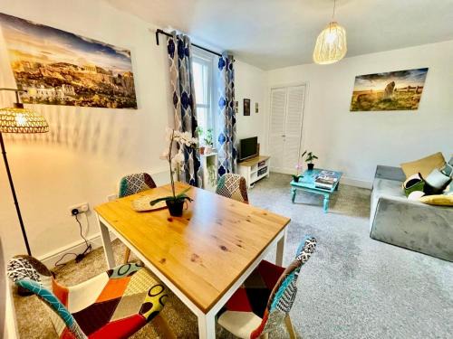 Galashiels Apartment | Cosy authentic flat in the heart of Galashiels