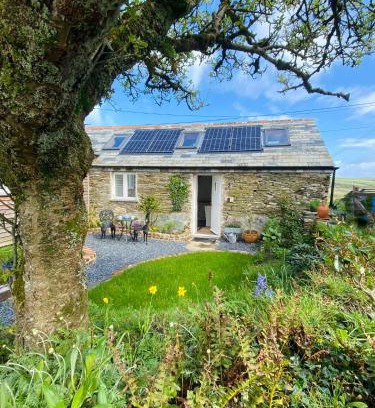 Tintagel House | Cosy Barn A rural location near Tintagel