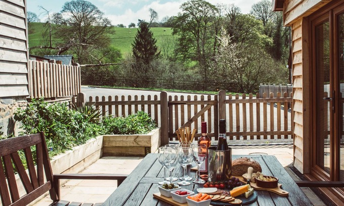Montgomery House | Cosy Barn Conversion in Rural Mid-Wales. Pet-friendly, with hot-tub!