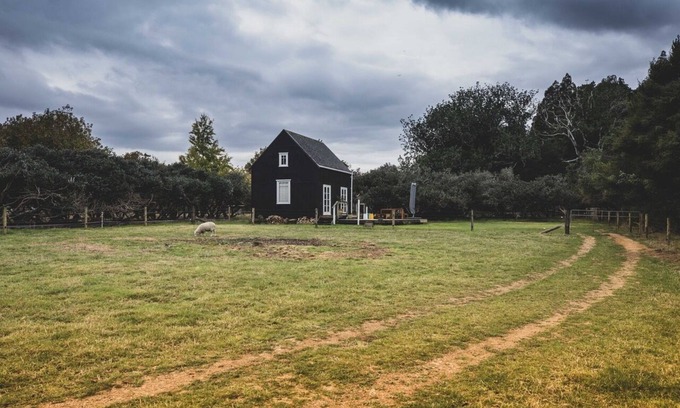 Papakura Cottage | Cosy Boutique rural accommodation