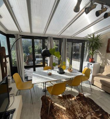 Camden Town with Primrose Hill Apartment | COSY CAMDEN 2 BEDROOM APARTMENT WITH TERRACE
