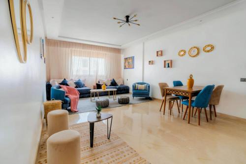 Agadir Bay Apartment | Cosy Central beach home with swimming pool
