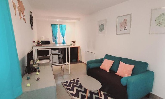 L'Isle-sur-la-Sorgue Apartment | Cosy Corner