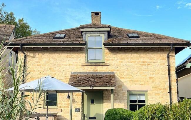 Cirencester House | Cosy Cotswold Home - Jacobs Cottage