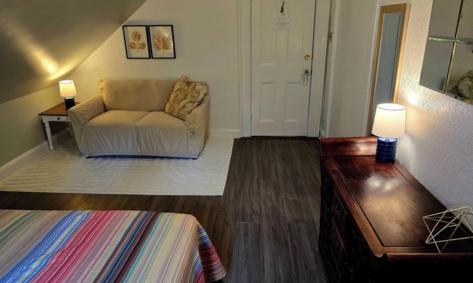 Saint John Bed & Breakfast | Cosy Cottage Inn