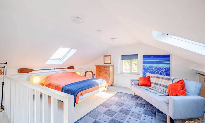 Vobster House | Cosy Cottage nr Babington House, Private Parking
