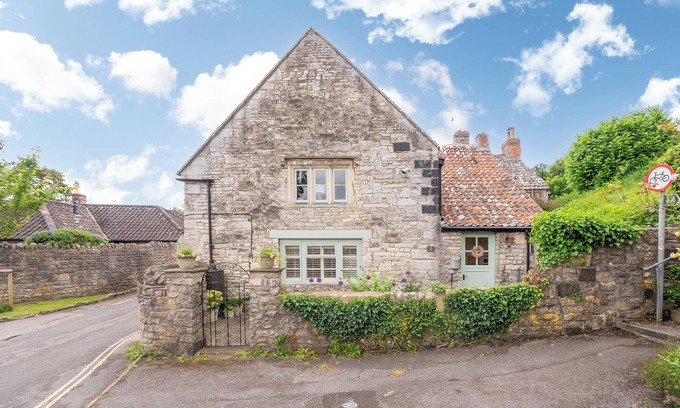 Saltford Cottage | Cosy cottage on the outskirts of Bath