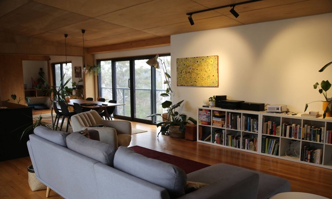 Mount Victoria House | Cosy escape from the city in a modern, light filled house, tree views everywhere