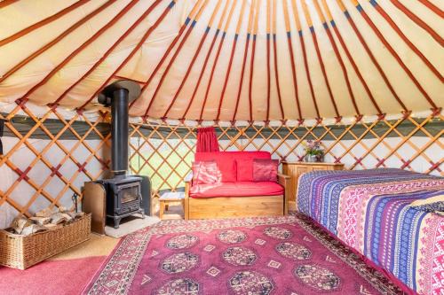 Totnes Other | Cosy-Hilltop-Yurt-StunningViews-Nature-HotTub