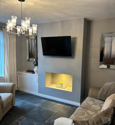 Gaeltacht Quarter House | Cosy home 9 Rockmount street falls road