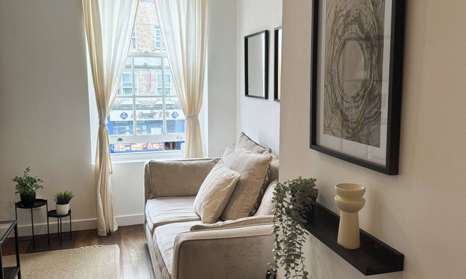 New Cross Apartment | Cosy One Bedroom London Apartment