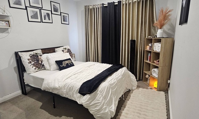 Sunshine House | Cosy peaceful room in shared house