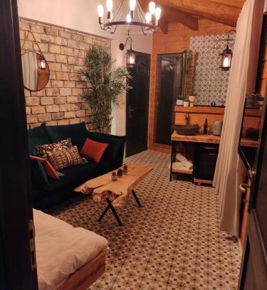 Majdal al-Shams Apartment | Cosy room