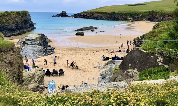 Trevone House | Cosy seaside retreat near to beach and close to Padstow