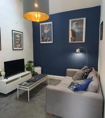 Dolgellau Apartment | Cosy Spring Cottage at Pen Y Coed Hall