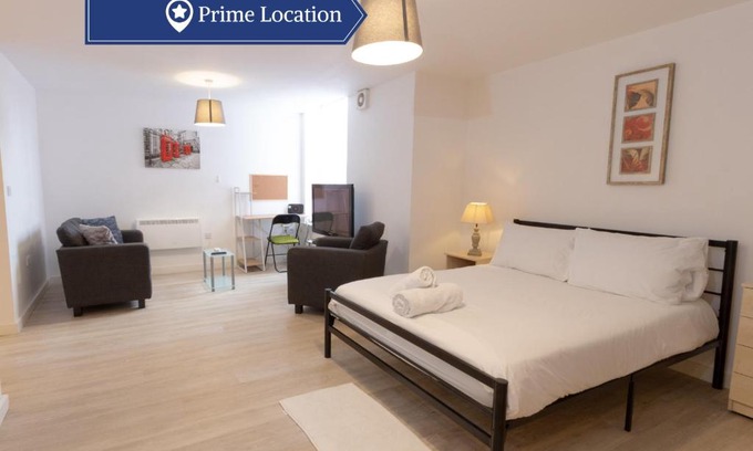 Preston Apartment | Cosy Studio Apt in Preston near City Centre