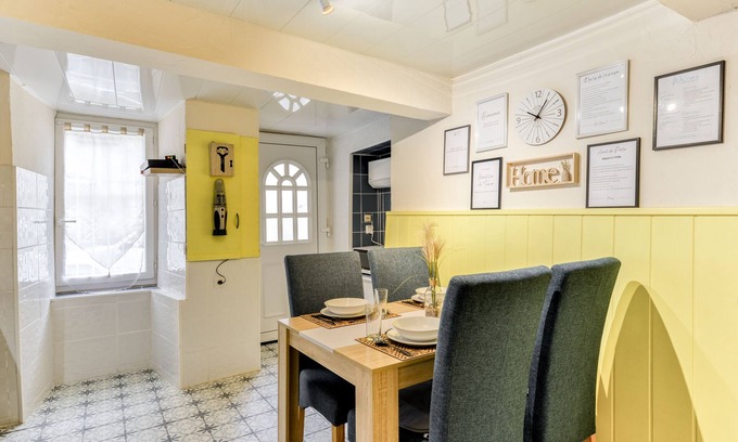 Ouveillan House | Cosy village house, 15 min from Narbonne