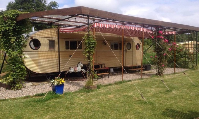 West Buckland House | Cosy vintage American caravan