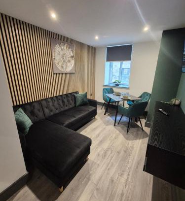 Bradford Apartment | Cotswold Escape - City Centre