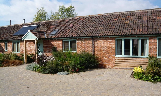 Glastonbury Cottage | cottage 2 at Honeysuckle Farm Cottages