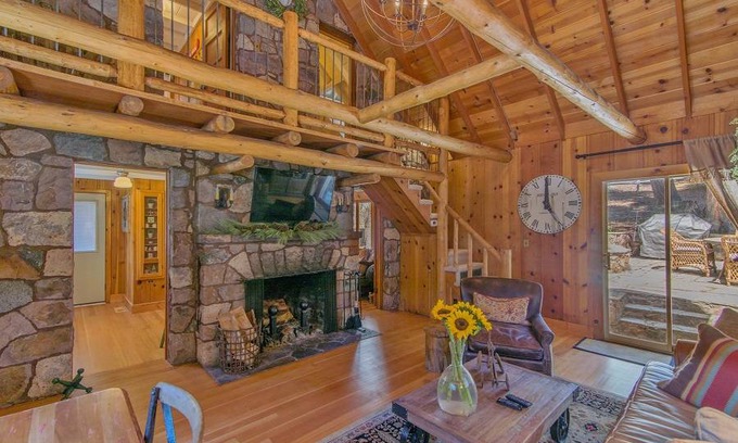 Sunnyside Cottage | Cottage ∙ 2 bedrooms ∙ 4 guests