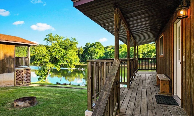 Mountain Home Cabin | Cottage 3 at Rim Shoals
