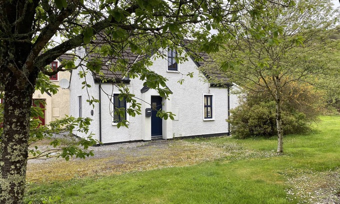 Clifden Cottage | Cottage 466 - Clifden - sleeps 5 guests in 3 bedrooms