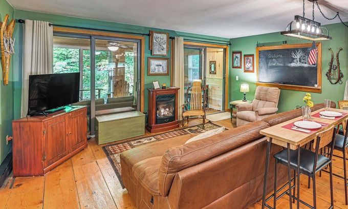 North Creek Cottage | Cottage < 8 Mi to Gore Mountain in Bakers Mill!