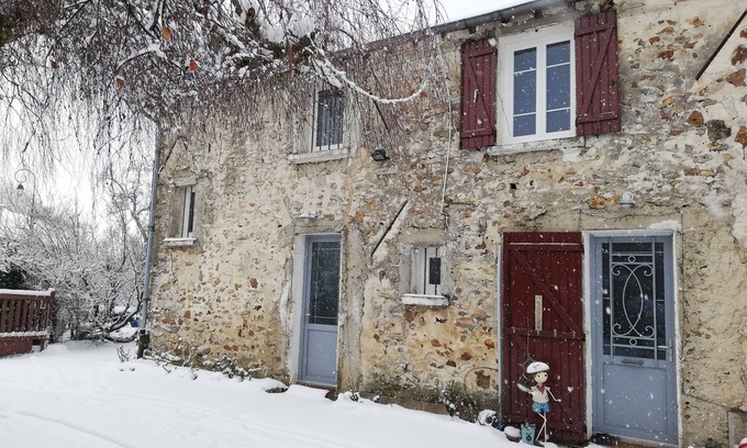 Bassevelle House | Cottage at the gates of champagne between Paris and Reims