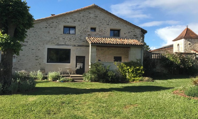 La Roquille Cottage | Cottage 'black kernels'