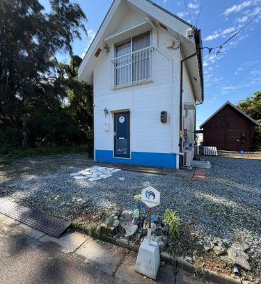 Nakama Apartment | Cottage Blue